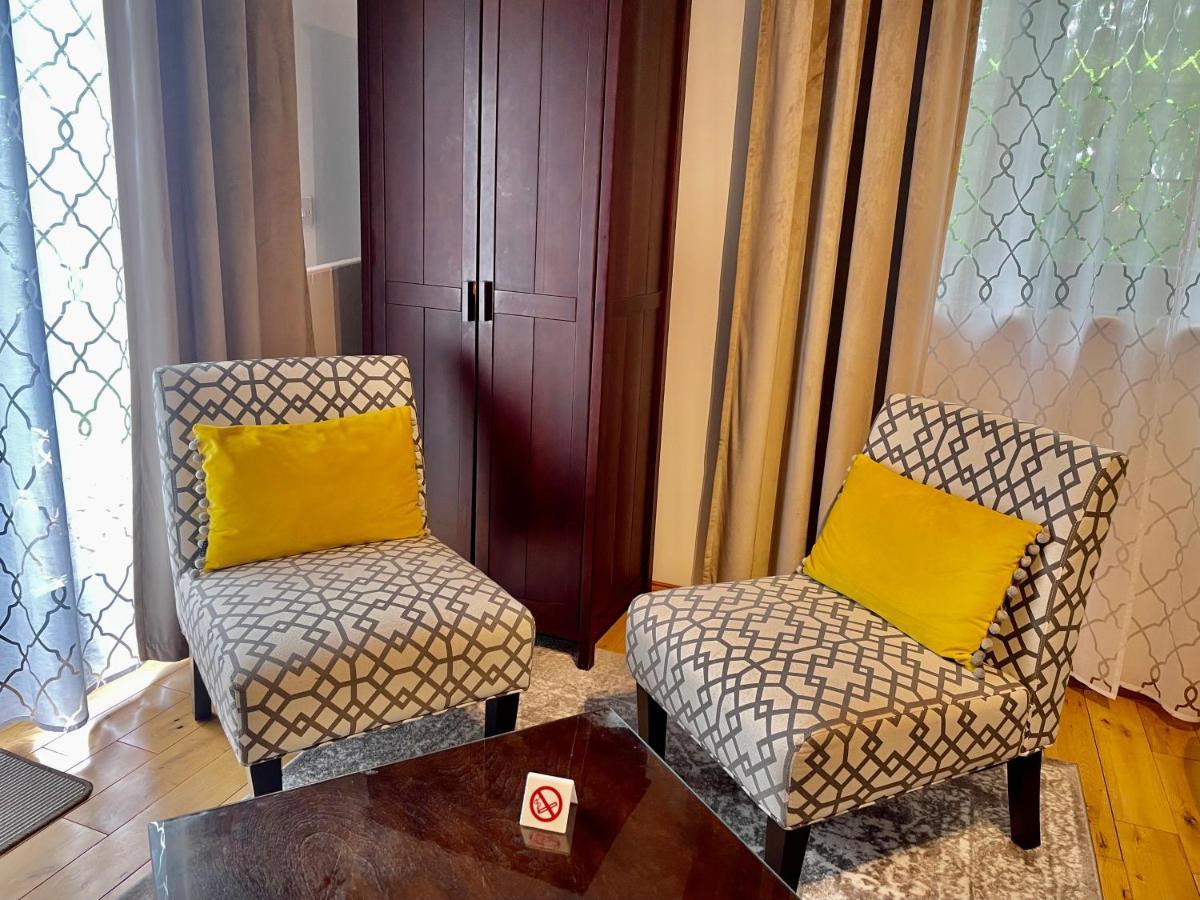 Millers House Boutique B&B エムズワース エクステリア 写真