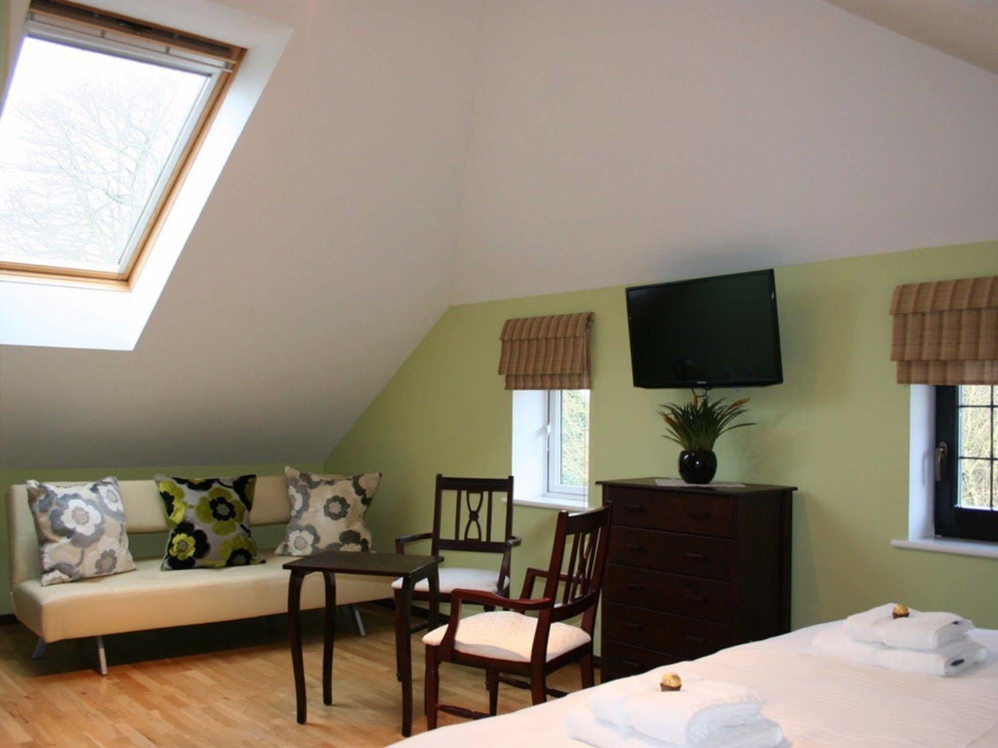 Millers House Boutique B&B エムズワース エクステリア 写真