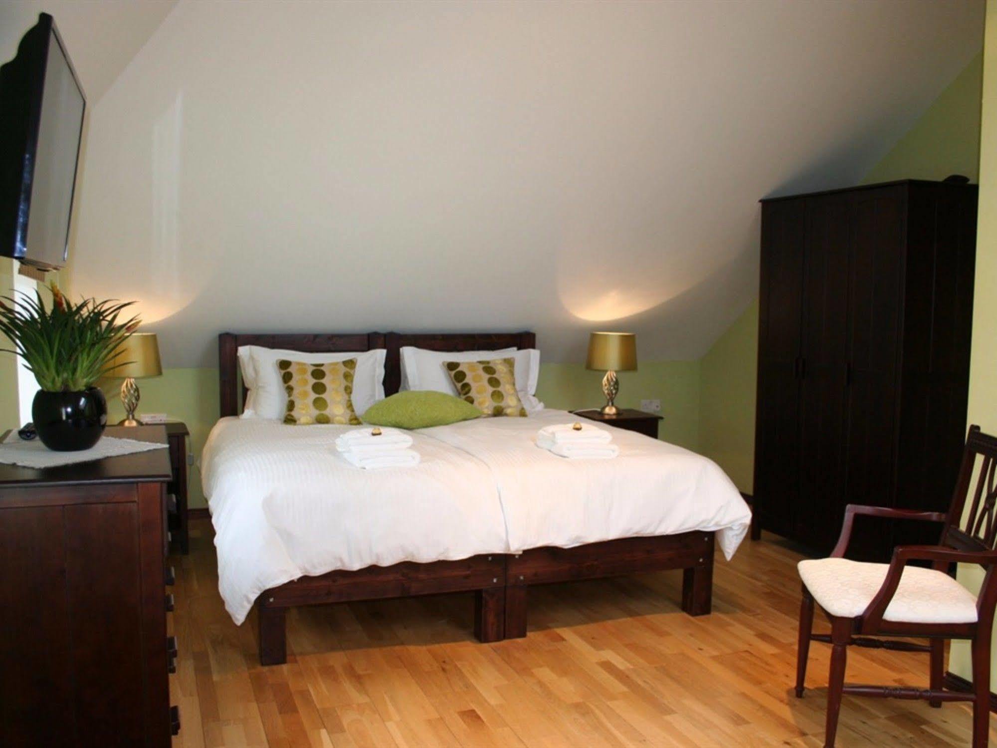 Millers House Boutique B&B エムズワース エクステリア 写真